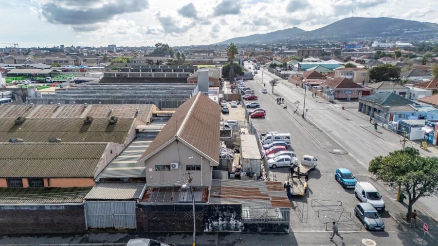 Commercial Property for Sale in Beaconvale Western Cape